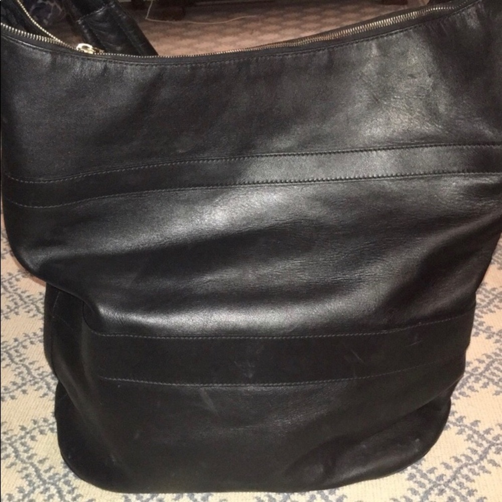 GUCCI BAG - Picture 2 of 2